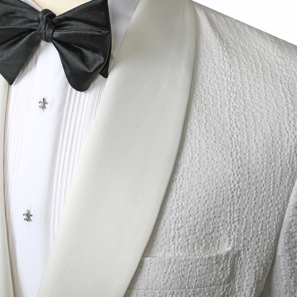Audubon White Seersucker Shawl Dinner Jacket