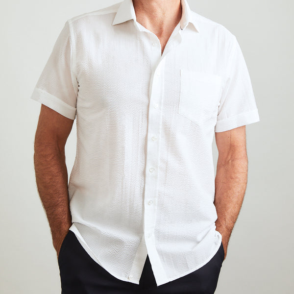 Freret White Solid Seersucker Short Sleeve