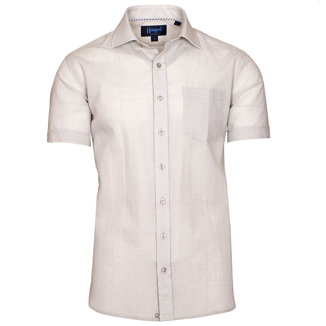 A solid look for a solid guy. The classic look of light grey on a short sleeve seersucker beauty. Seersucker, lightweight, and supremely cool. Available in short or long sleeve.  100% Cotton Seersucker  •  Spread Collar  •  Short Sleeve  •  Chest Pocket  •  Machine Washable  •  Made in Italy