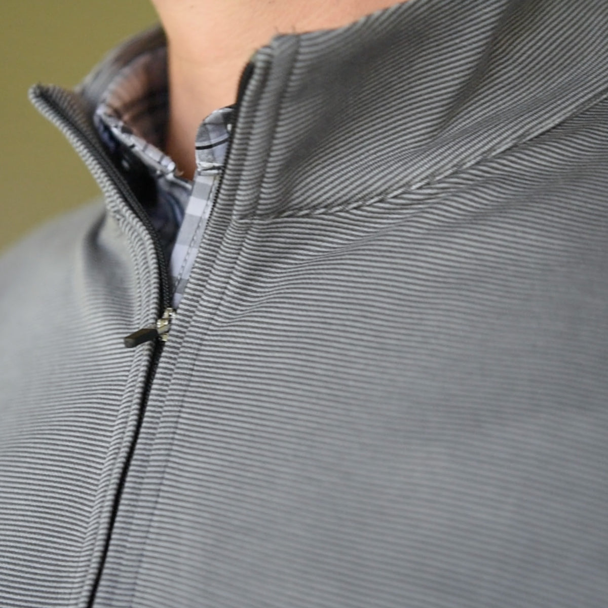 Ambassador Charcoal / Silver Performance Quarter Zip